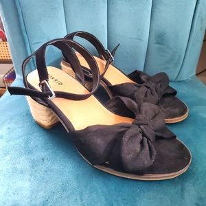 Torrid wide bow sandals